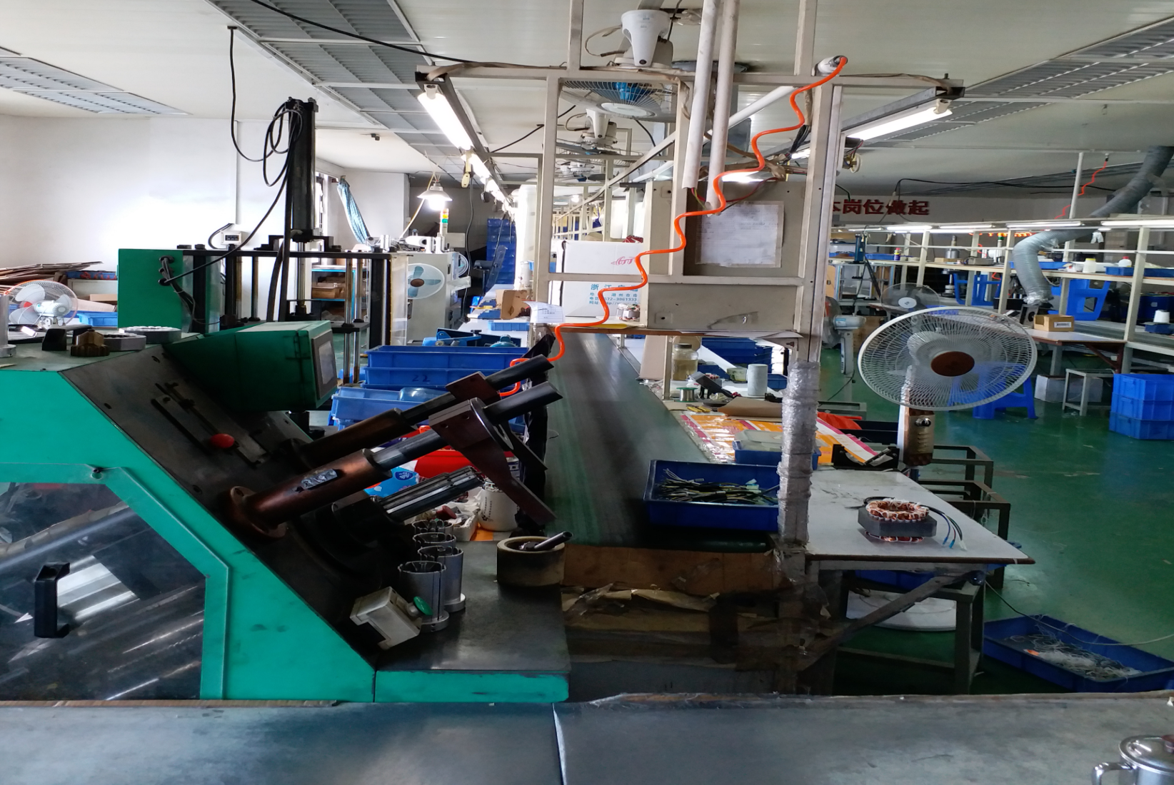 1743993101152509.png Assembly Line1.png